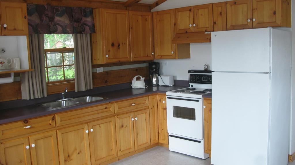 Red Eagle Family Campground Hotel Bancroft Ruang foto